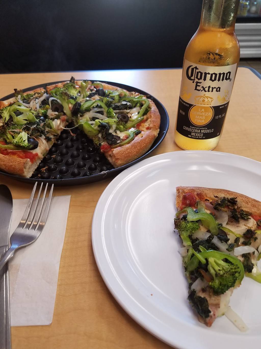 Socrates Pizza | restaurant | 7610 Post Rd, North Kingstown, RI 02852, USA | 4016670250 OR +1 401-667-0250