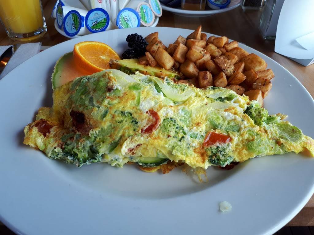 Toujours Mikes | restaurant | 1191 Autoroute Duplessis, LAncienne-Lorette, QC G2G 2B4, Canada | 4188724867 OR +1 418-872-4867