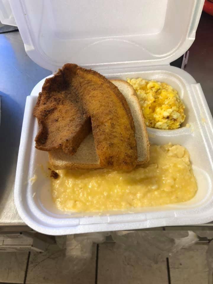 B&B kitchen | restaurant | 2930 Avenue G NW, Winter Haven, FL 33880, USA | 8636189154 OR +1 863-618-9154