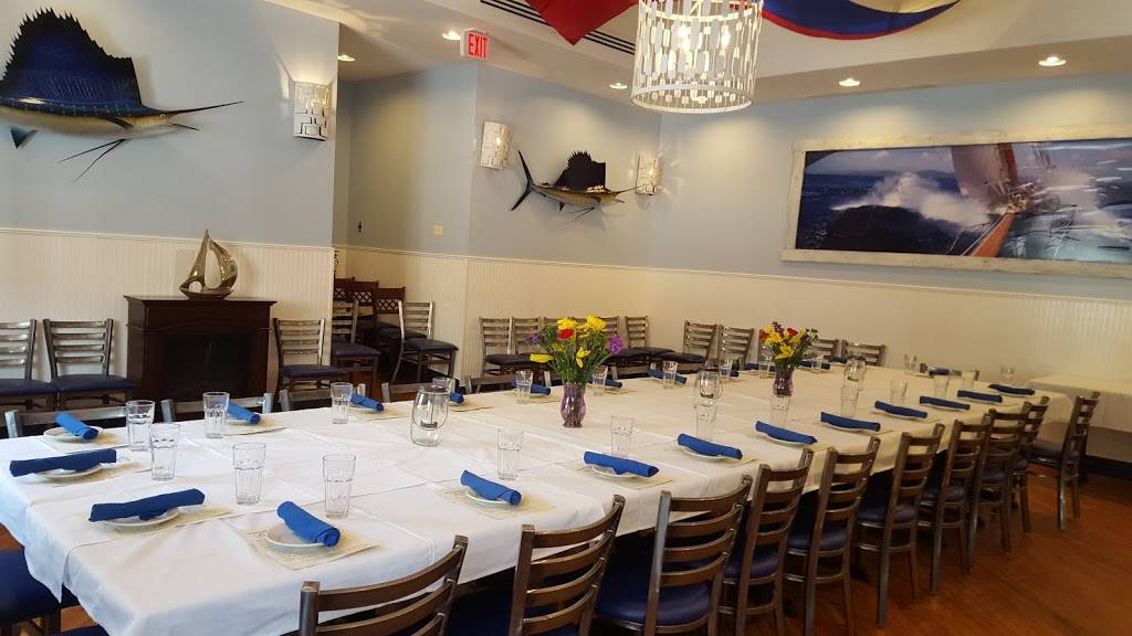 Nantuckets Reef | restaurant | 9755 Traville Gateway Dr, Rockville, MD 20850, USA | 3012797333 OR +1 301-279-7333