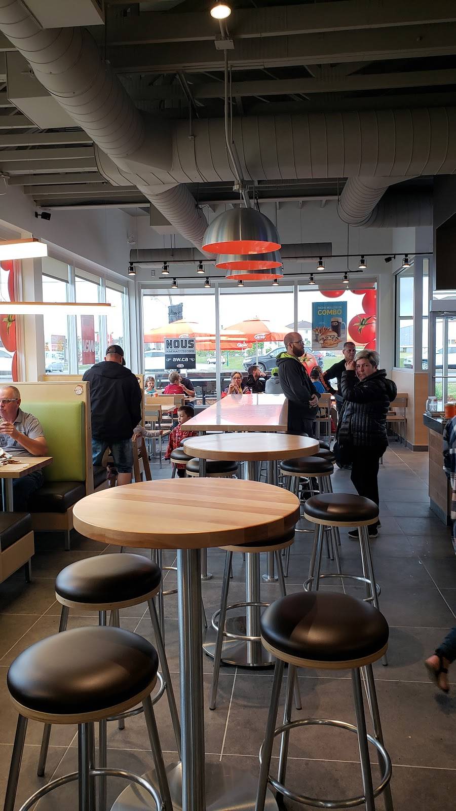 A&W Canada | restaurant | 7240 Boulevard Laurier, La Plaine, QC J7M 0K6, Canada | 4503251414 OR +1 450-325-1414