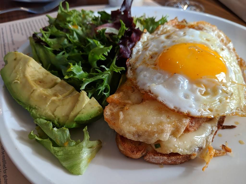 Americana Kitchen & Bar | night club | 359 US-130, East Windsor, NJ 08520, USA | 6094484477 OR +1 609-448-4477