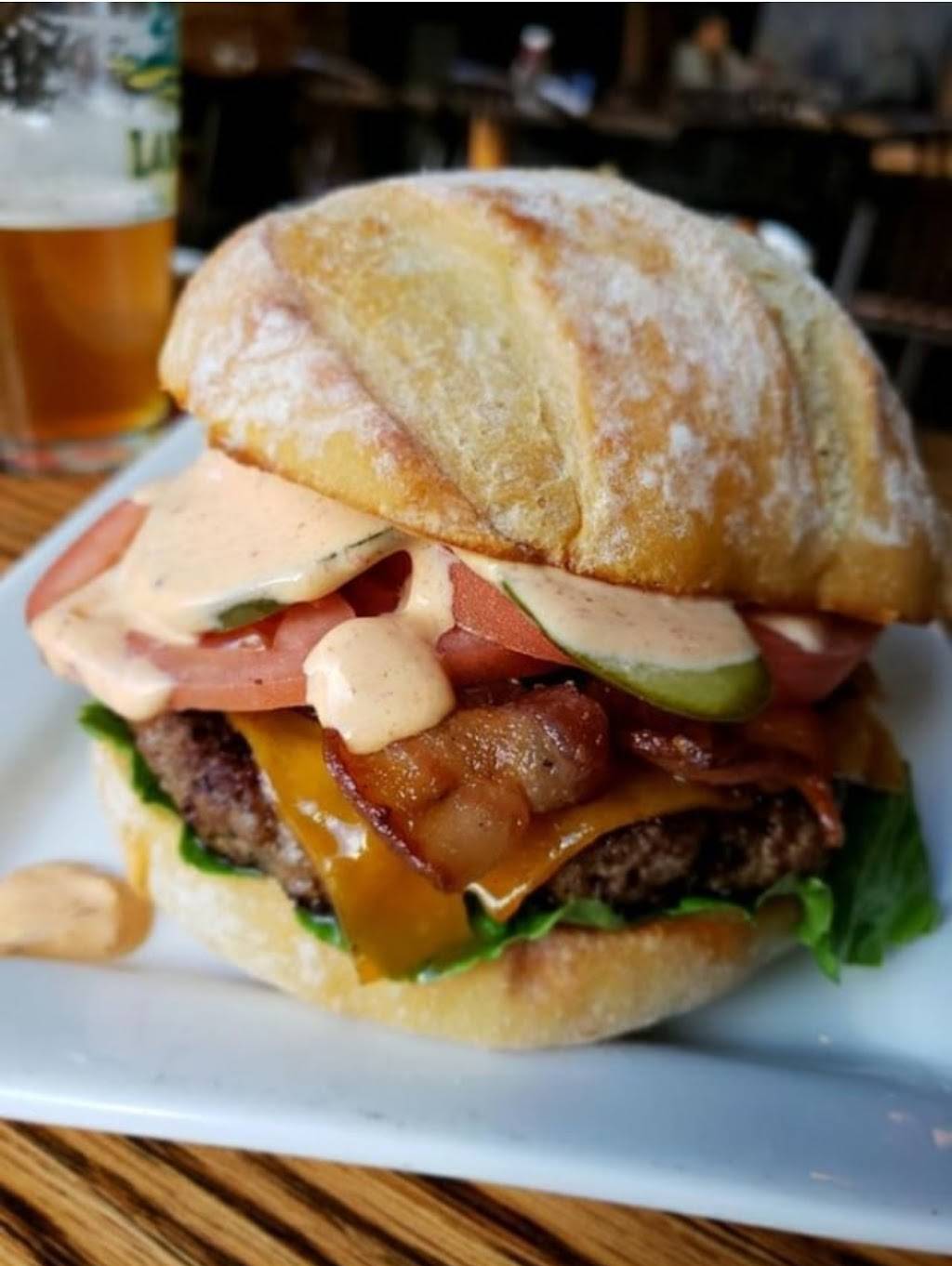 Downie Street Burgers | restaurant | 107 Downie St, Stratford, ON N5A 1X2, Canada | 5195085500 OR +1 519-508-5500