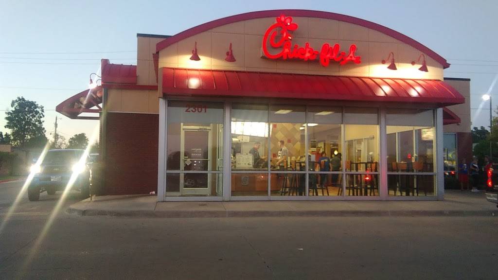 Chick-fil-A | restaurant | 2301 NW Cache Rd, Lawton, OK 73505, USA | 5803537766 OR +1 580-353-7766