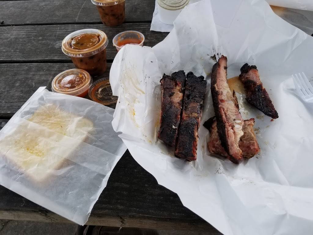 Smokin Ds BBQ | restaurant | 1409 N Ponce De Leon Blvd, St. Augustine, FL 32084, USA | 9042958952 OR +1 904-295-8952