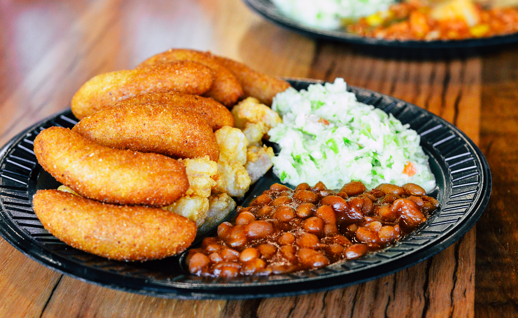 Moores Olde Tyme Barbeque Chicken & Seafood | restaurant | 2470 Gum Branch Rd, Jacksonville, NC 28540, USA | 9109670490 OR +1 910-967-0490