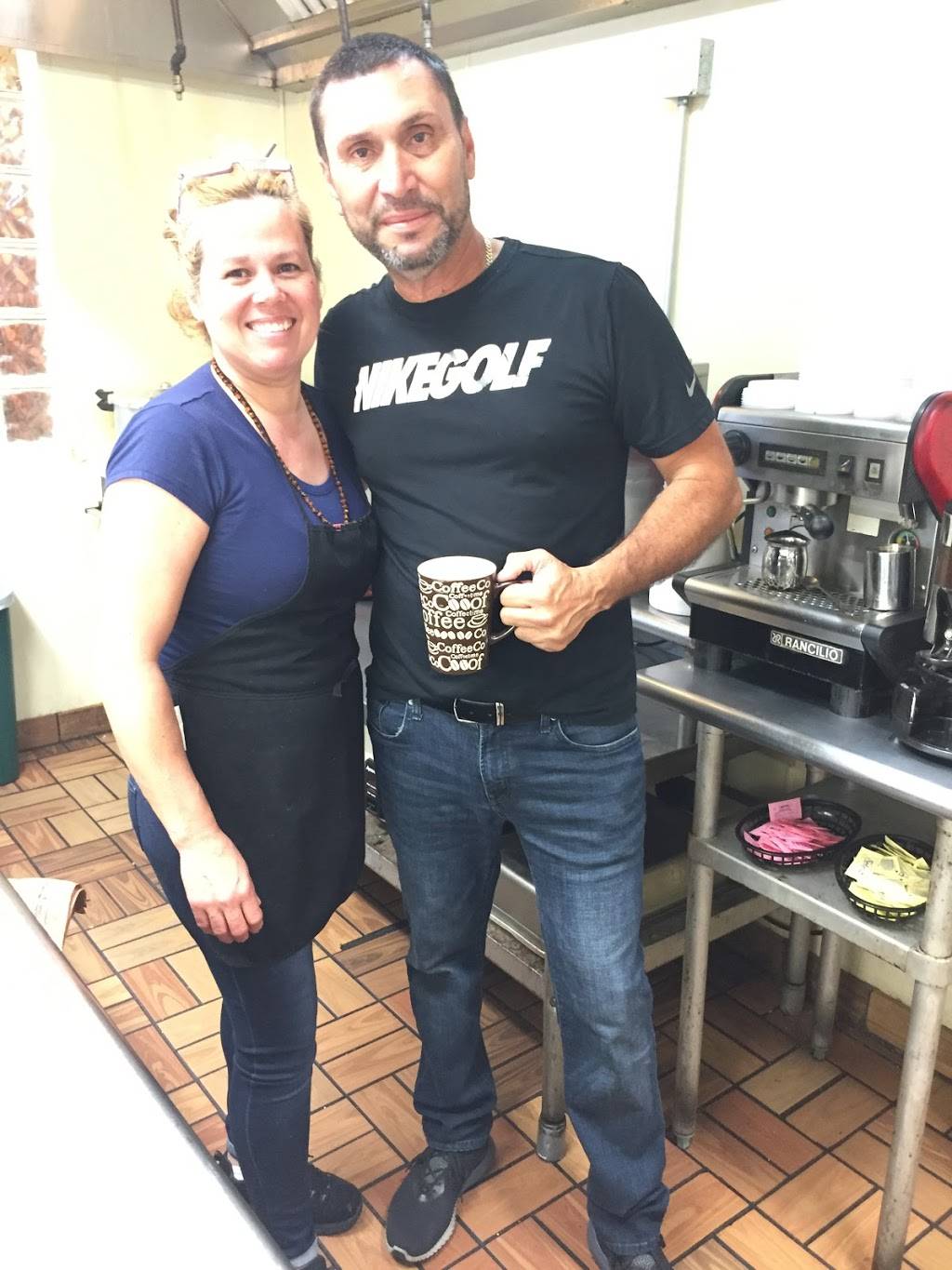 El Cuba Cafe | restaurant | 3501 Bell Shoals Rd, Valrico, FL 33596, USA | 8134033463 OR +1 813-403-3463