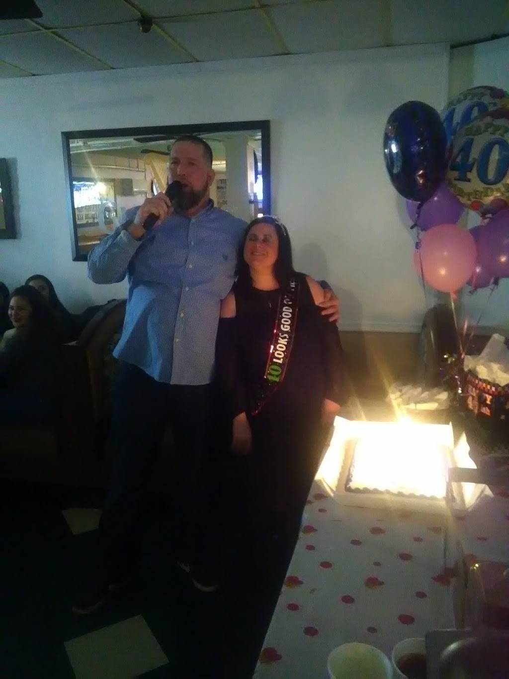 Geminis Bar and Ballroom | restaurant | 1401 S Front St, Allentown, PA 18103, USA | 6107912363 OR +1 610-791-2363