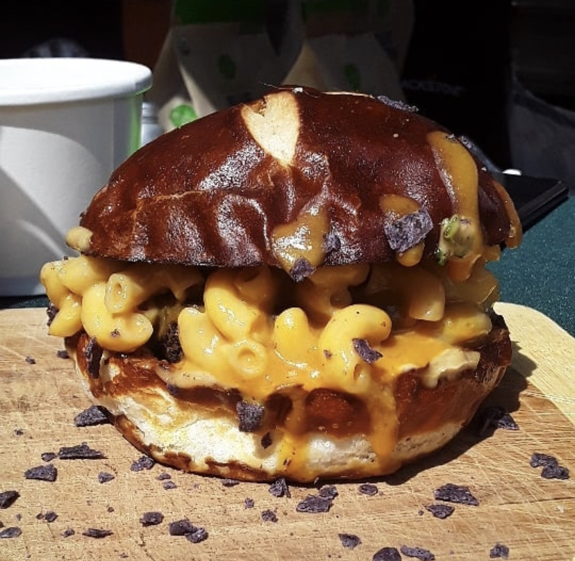 The Chosen burger | restaurant | 8857 SW 172nd Ave, Miami, FL 33196, USA | 7862129000 OR +1 786-212-9000