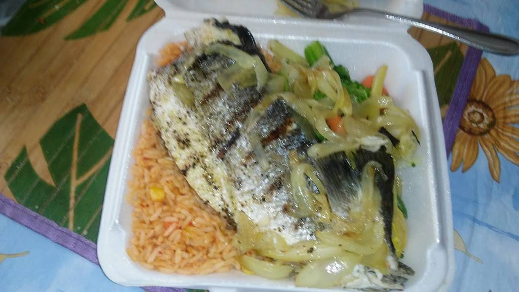 Mario’s bbq Oakville | restaurant | 519 Dundas St W, Oakville, ON L6H 5K3, Canada | 2897250082 OR +1 289-725-0082