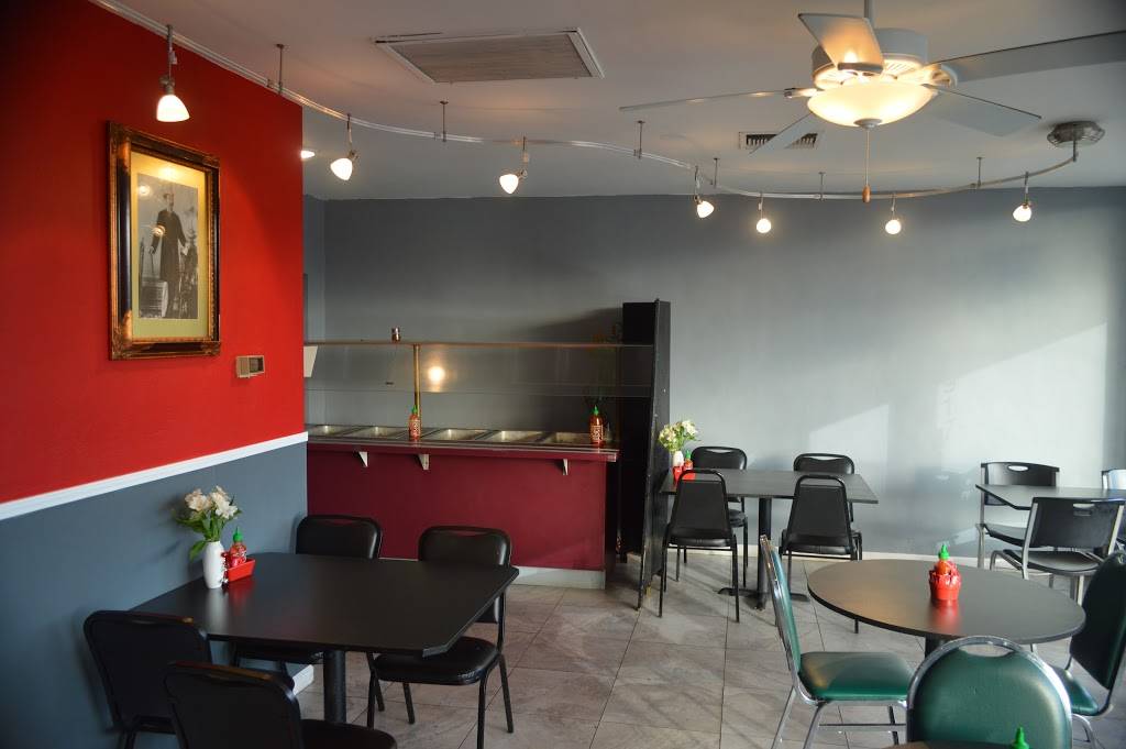 Karunas Thai Plate | restaurant | 1917 E Grant Rd, Tucson, AZ 85719, USA | 5203254129 OR +1 520-325-4129