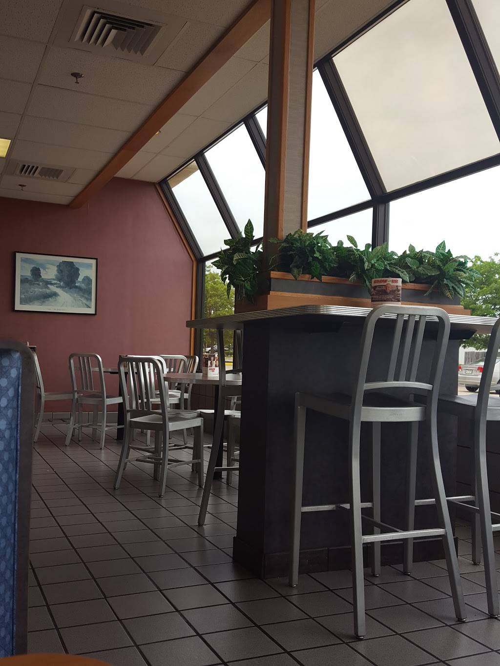 Arbys | restaurant | 2807 SE 14th St, Bentonville, AR 72712, USA | 4792736605 OR +1 479-273-6605