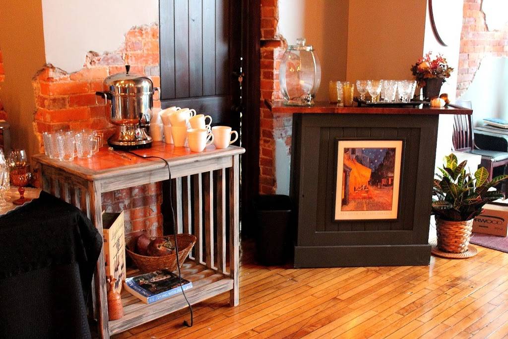 Van Gogh’s | restaurant | 129 E Main St, Marshalltown, IA 50158, USA | 6414855362 OR +1 641-485-5362