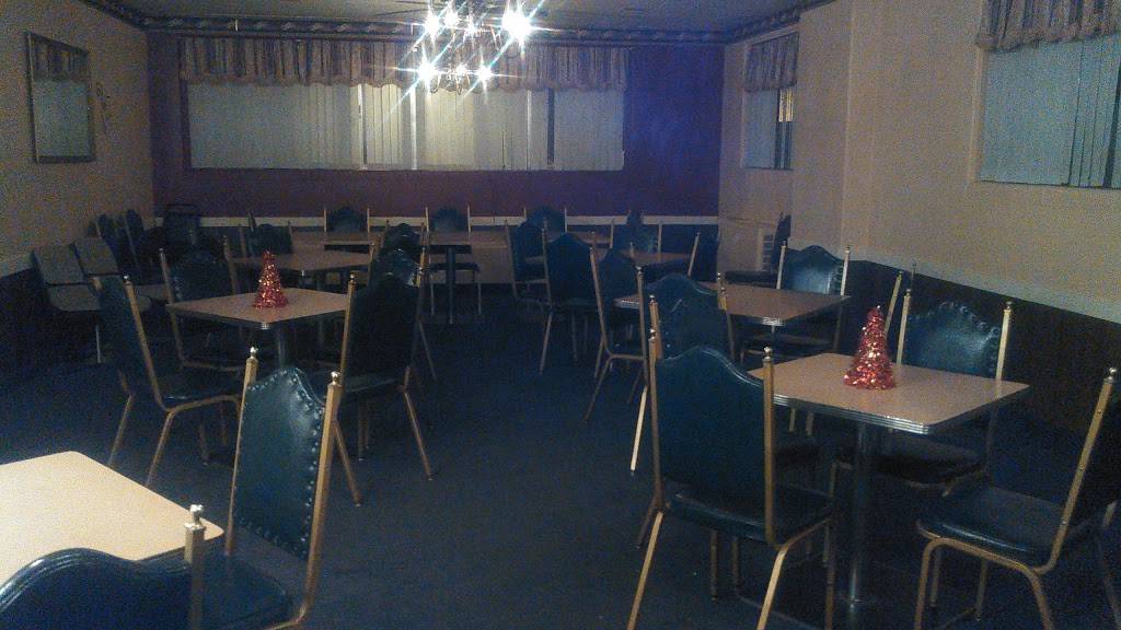 Elks Lodge #623 | restaurant | 720 6th St, Charleston, IL 61920, USA | 2173452646 OR +1 217-345-2646