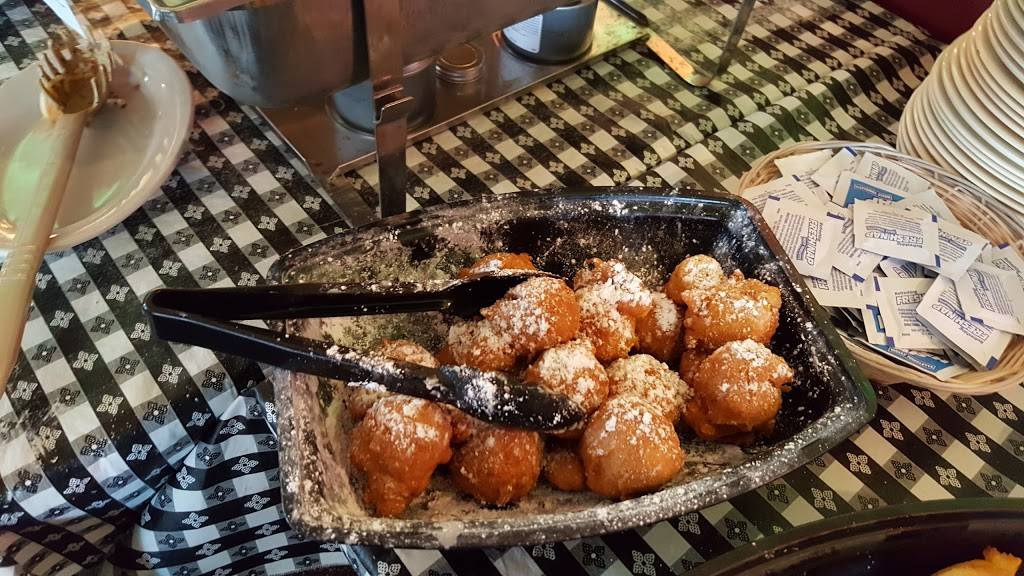 Dell Rheas Chicken Basket | restaurant | 645 Joliet Rd, Willowbrook, IL 60527, USA | 6303250780 OR +1 630-325-0780