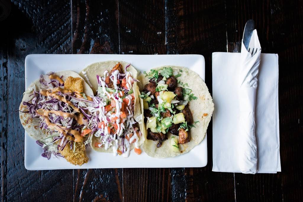 Red Star Taco Bar | restaurant | 513 N 36th St, Seattle, WA 98103, USA | 2062583087 OR +1 206-258-3087