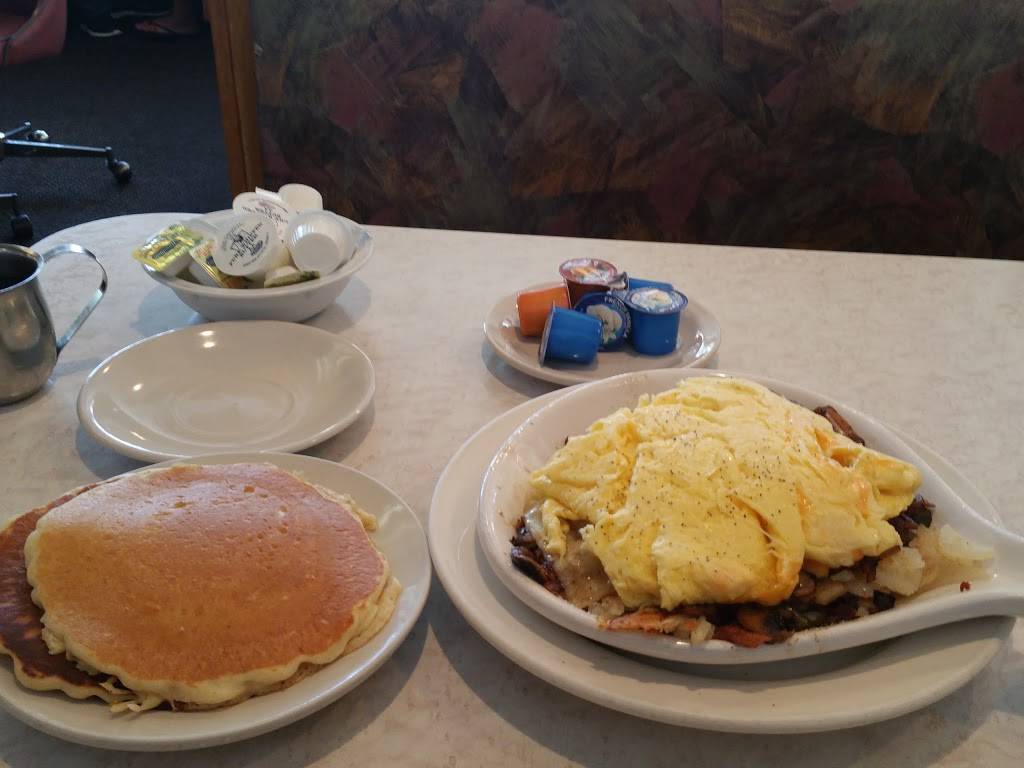 USA Pancake House | restaurant | 1801 Sibley Blvd, Calumet City, IL 60409, USA | 7088622236 OR +1 708-862-2236