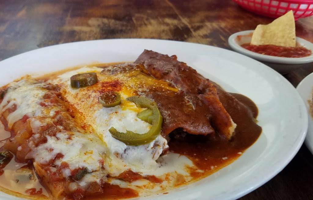 Chips & salsa Tex-Mex & cantina | restaurant | 5125 N President George Bush Hwy, Garland, TX 75040, USA | 9724950040 OR +1 972-495-0040