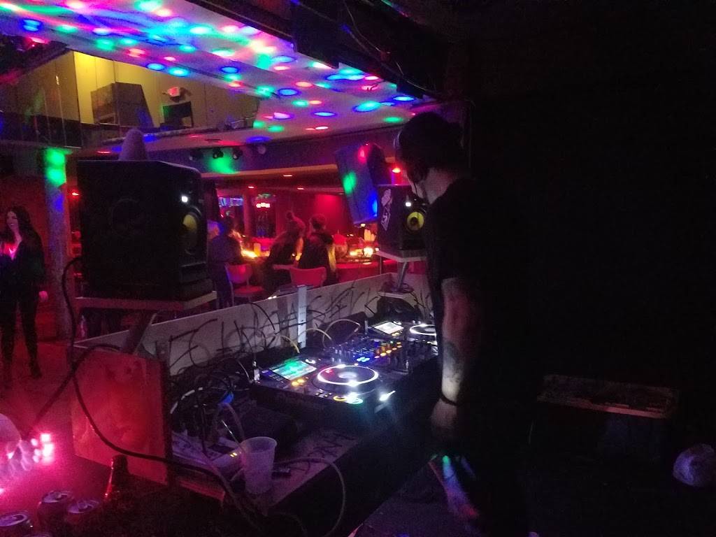 Ulanas | restaurant | 205 Bainbridge St, Philadelphia, PA 19147, USA | 2159224152 OR +1 215-922-4152