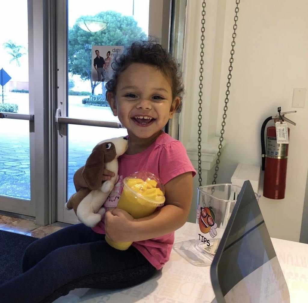 Flamangos | restaurant | 10300 Forest Hill Blvd #199A, Wellington, FL 33414, USA | 5616296130 OR +1 561-629-6130