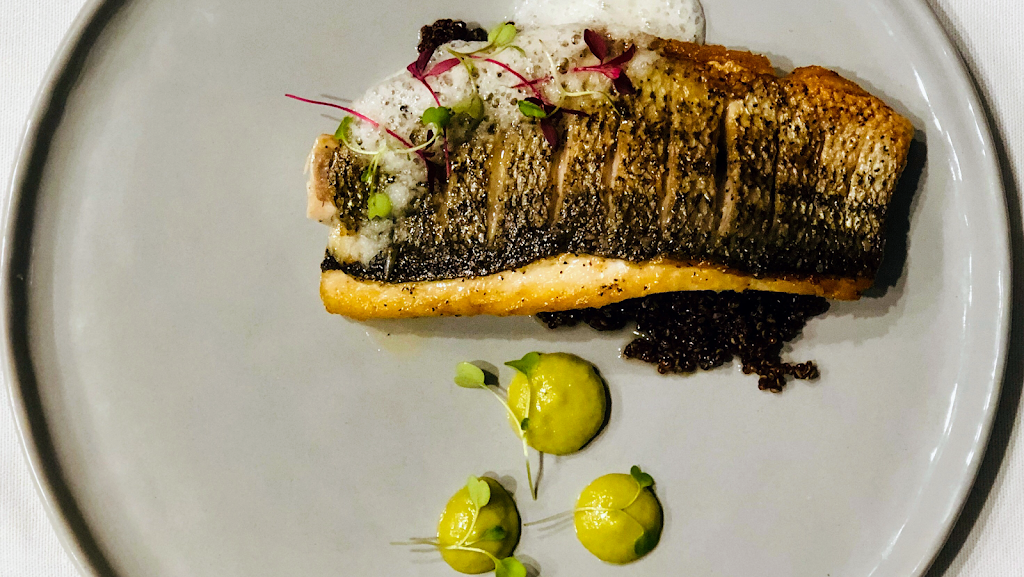 North Fork | restaurant | 122 Christopher St, New York, NY 10014, USA | 2125375847 OR +1 212-537-5847