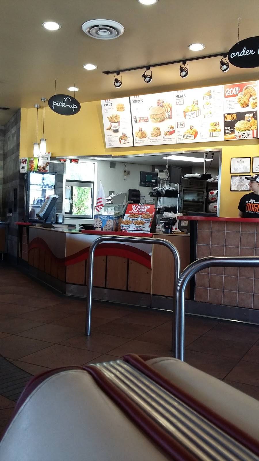 KFC | restaurant | 162 Los Altos Pkwy, Sparks, NV 89436, USA | 7756264411 OR +1 775-626-4411