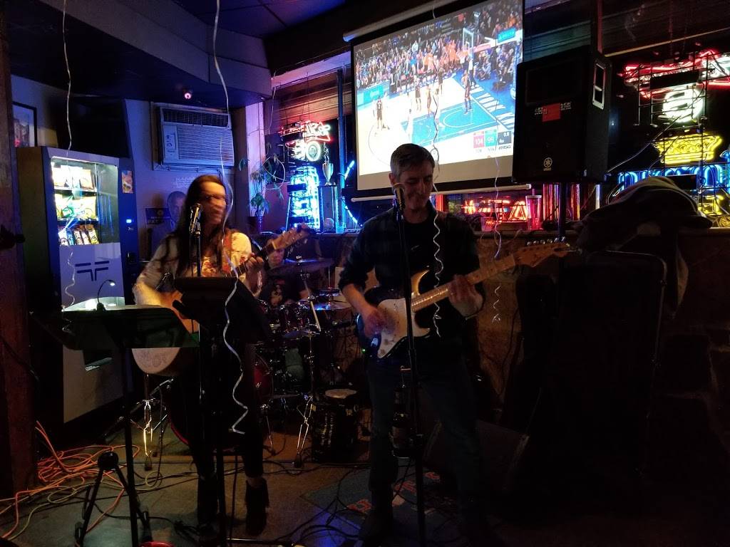 Hot Shotz | restaurant | 6319 Amboy Rd, Staten Island, NY 10309, USA | 7182270057 OR +1 718-227-0057