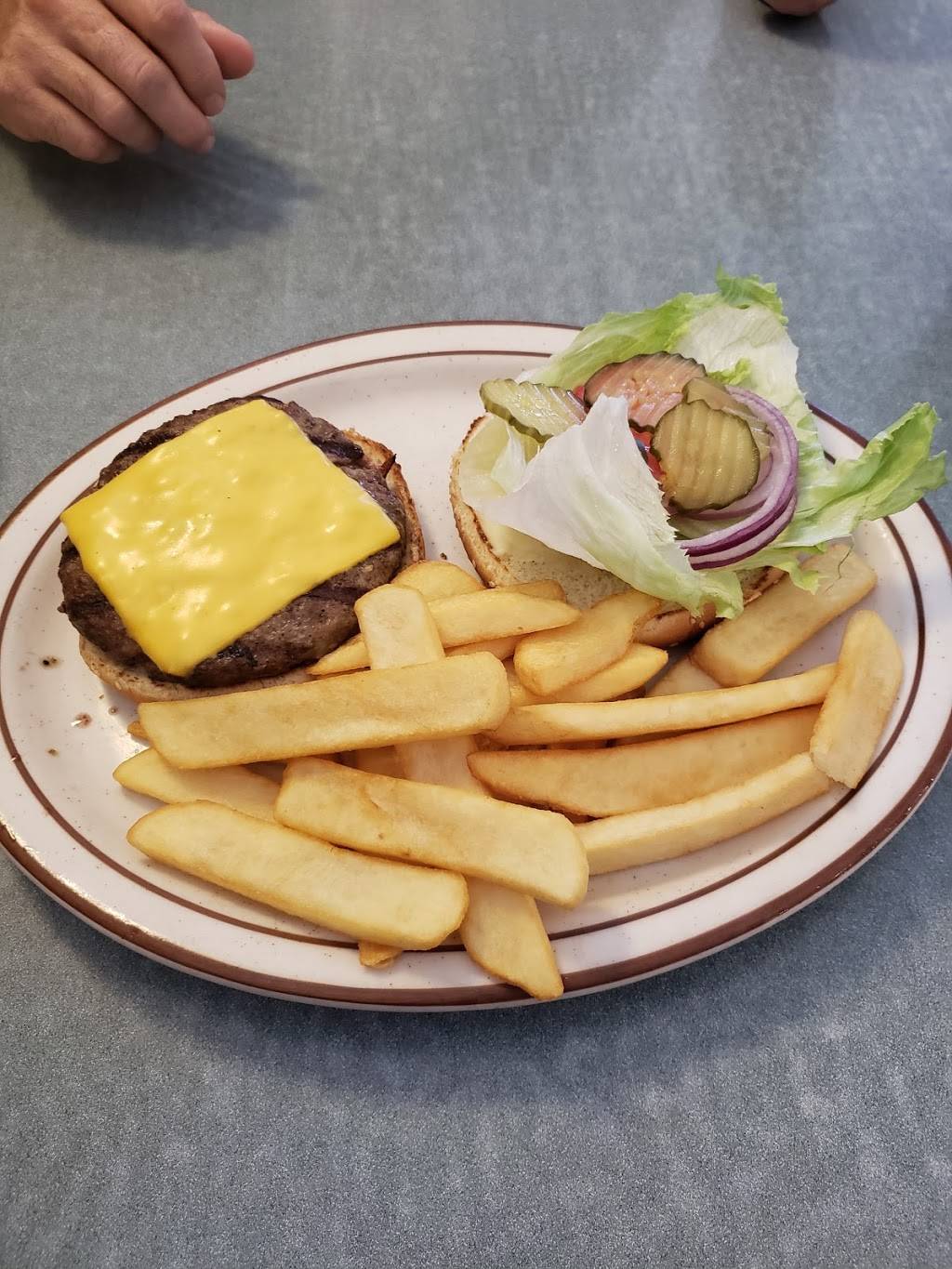 Gunters Restaurant | restaurant | 1057 El Camino Real, South San Francisco, CA 94080, USA | 6507611825 OR +1 650-761-1825