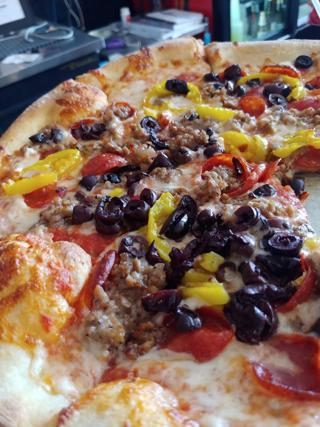 Deadrise Pies | restaurant | 425 Mason Ave, Cape Charles, VA 23310, USA | 7573316232 OR +1 757-331-6232