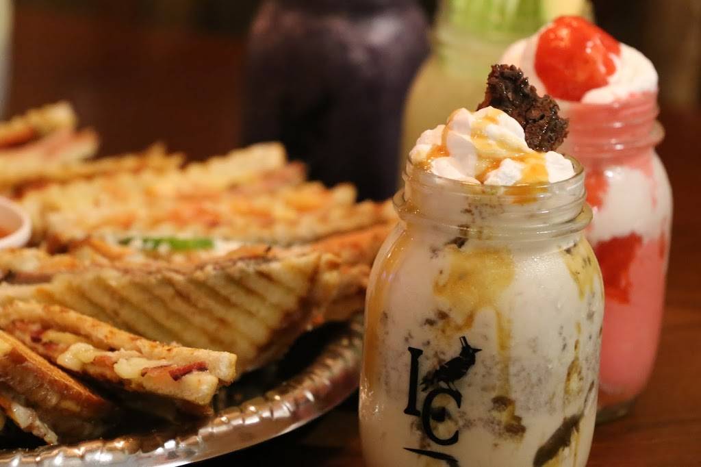 Little Raven Eatery | restaurant | 1200 W Main St #21, Peoria, IL 61606, USA | 3096700748 OR +1 309-670-0748