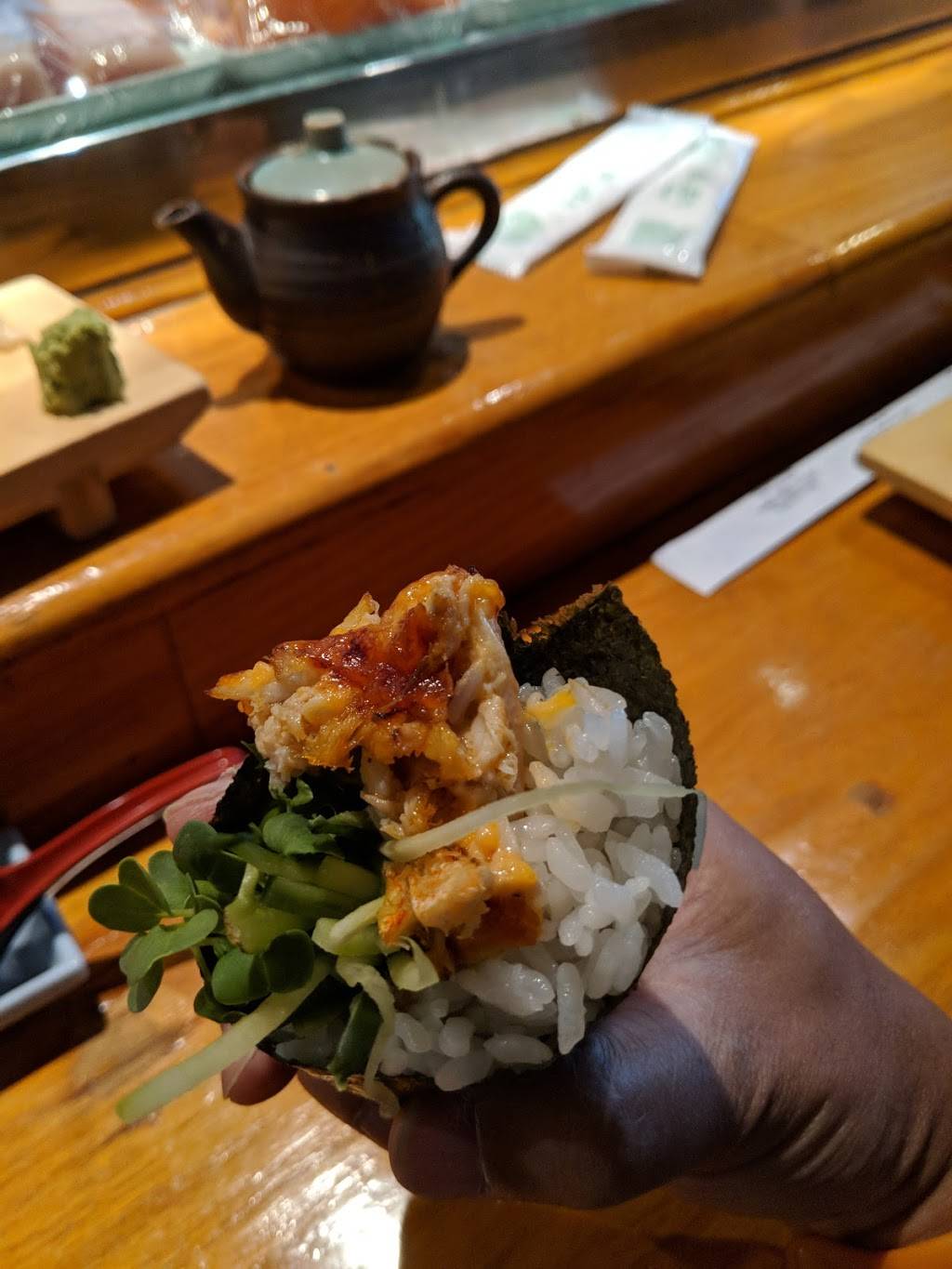 Tomodachi | restaurant | 2779 Agoura Rd, Westlake Village, CA 91361, USA | 8057777578 OR +1 805-777-7578