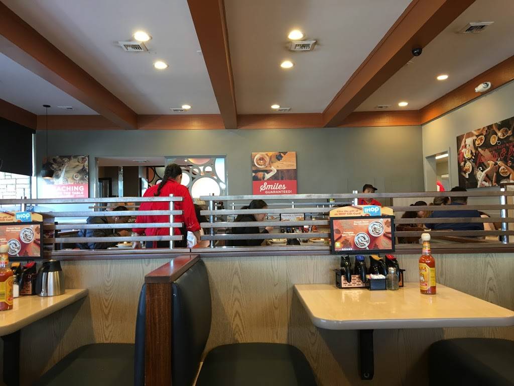 IHOP | restaurant | 316 S Airport Blvd, South San Francisco, CA 94080, USA | 6505838020 OR +1 650-583-8020