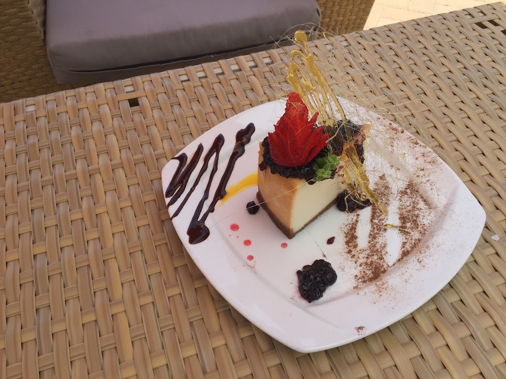 Las Olas | restaurant | 340 Padre Blvd, South Padre Island, TX 78597, USA | 9567612514 OR +1 956-761-2514