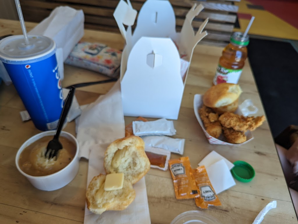 Ezells Famous Chicken | restaurant | 4919 S Regal St, Spokane, WA 99223, USA | 5094484881 OR +1 509-448-4881