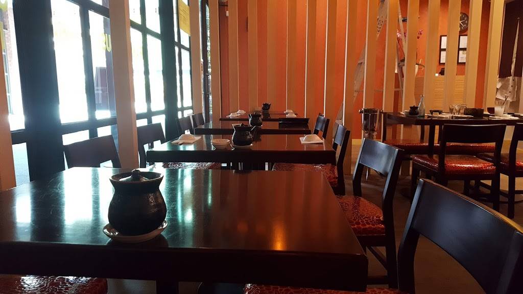 Totoyama Sushi & Ramen | restaurant | 6201 Hollywood Blvd Suite #118, Los Angeles, CA 90028, USA | 3234006300 OR +1 323-400-6300