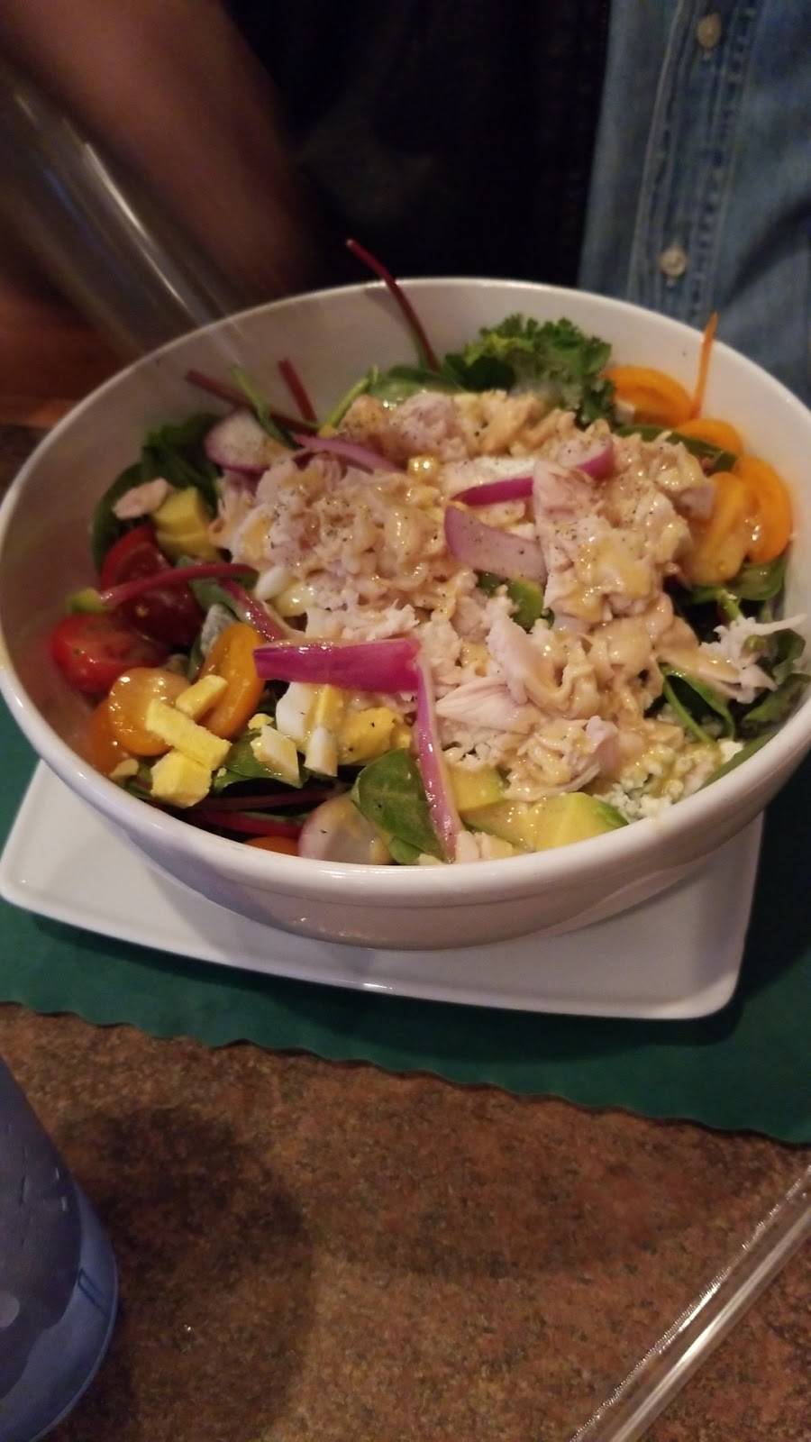 Ruschs Bar & Grill LLC | restaurant | 22 Lebanon St, Hamilton, NY 13346, USA | 3152282122 OR +1 315-228-2122