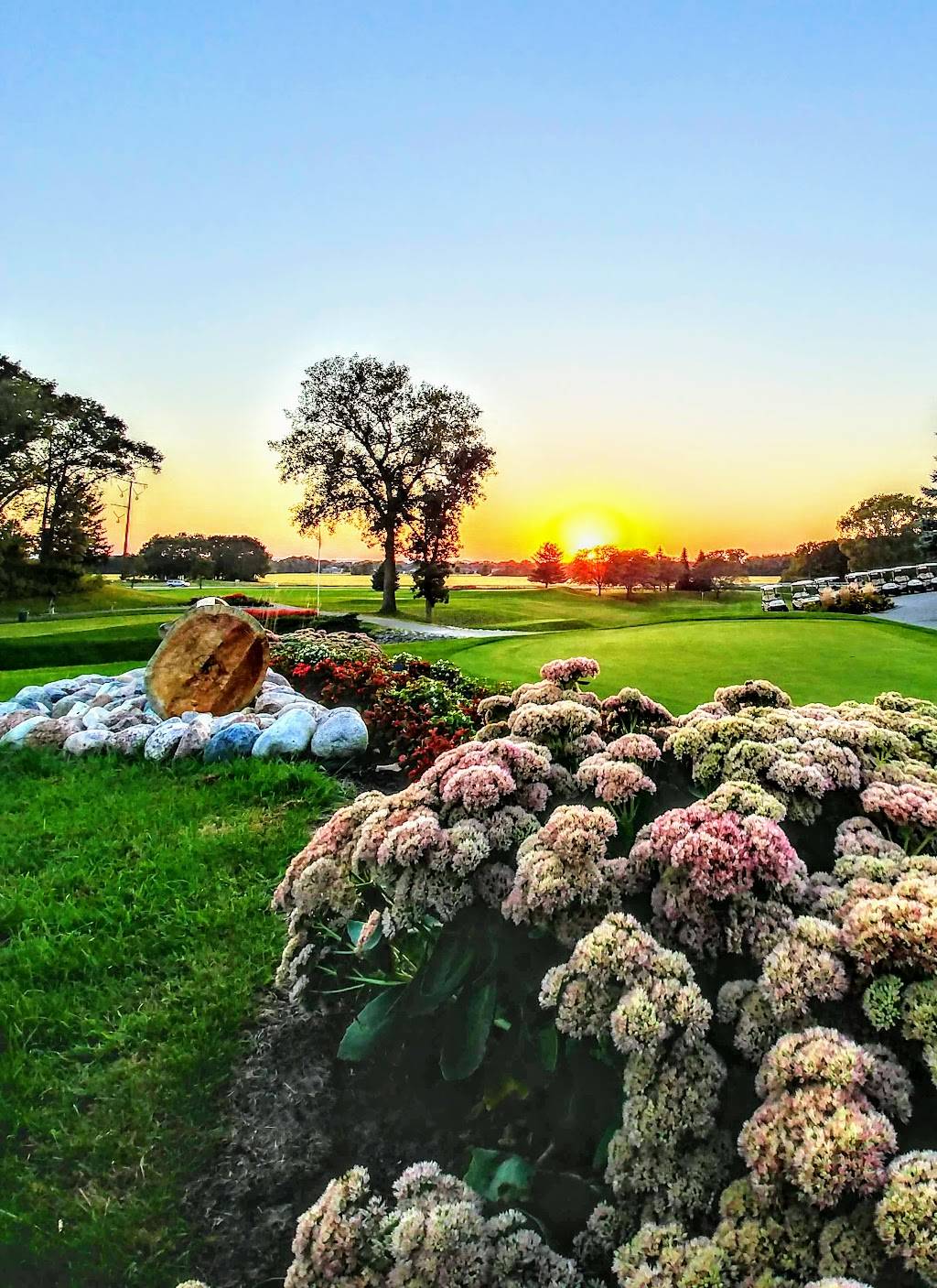 Drugans Castle Mound Country Club | restaurant | W7665 Sylvester Rd, Holmen, WI 54636, USA | 6085264144 OR +1 608-526-4144