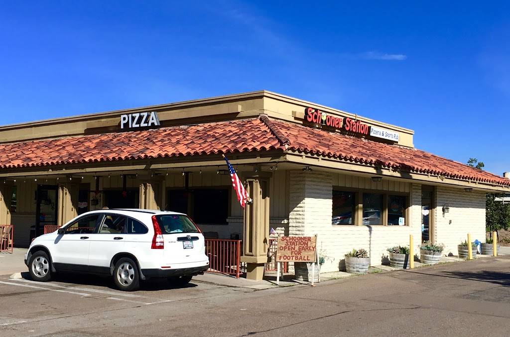 Schooner Station Pizzeria & Sports Pub | restaurant | 481 Santa Fe Dr, Encinitas, CA 92024, USA | 7607539700 OR +1 760-753-9700