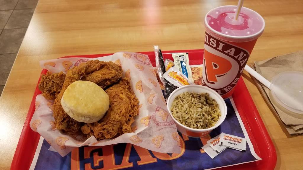 Popeyes Louisiana Kitchen | restaurant | 2800 W College Ave, Appleton, WI 54914, USA | 9202574222 OR +1 920-257-4222