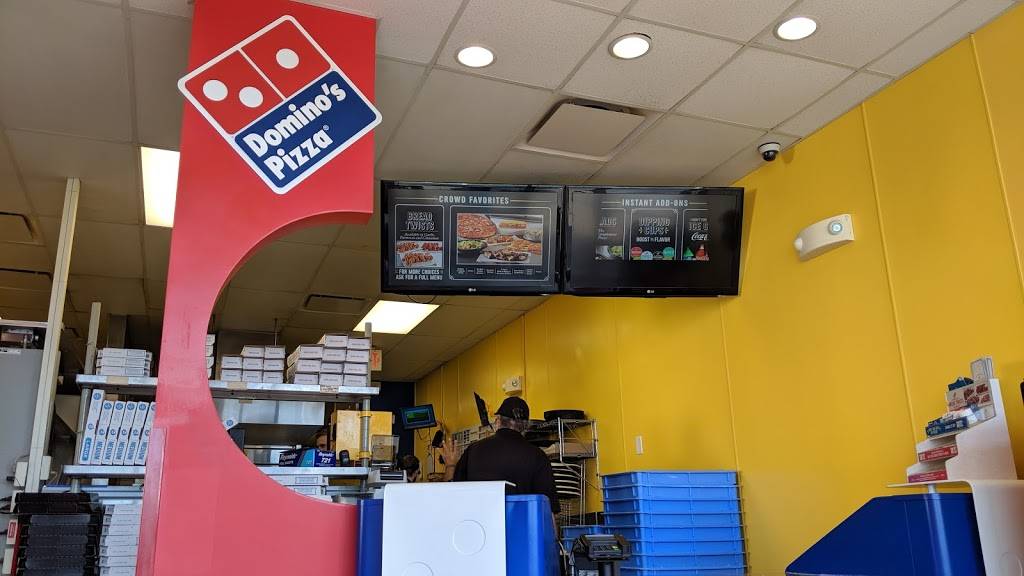 Dominos Pizza | meal delivery | 10231 W 21st St Ste 101A, Wichita, KS 67205, USA | 3167736868 OR +1 316-773-6868