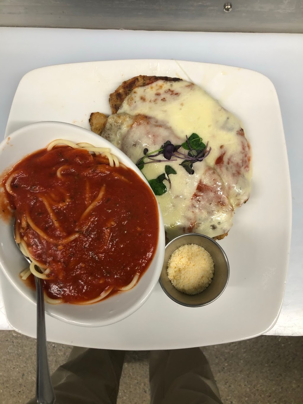 Bella Cucina | restaurant | 109 N Hambden St, Chardon, OH 44024, USA | 4402794141 OR +1 440-279-4141