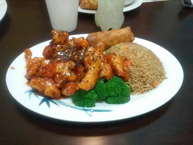 Tsing Tao Chinese Cuisine | restaurant | 542 W Baseline Rd, Mesa, AZ 85210, USA | 4807339333 OR +1 480-733-9333