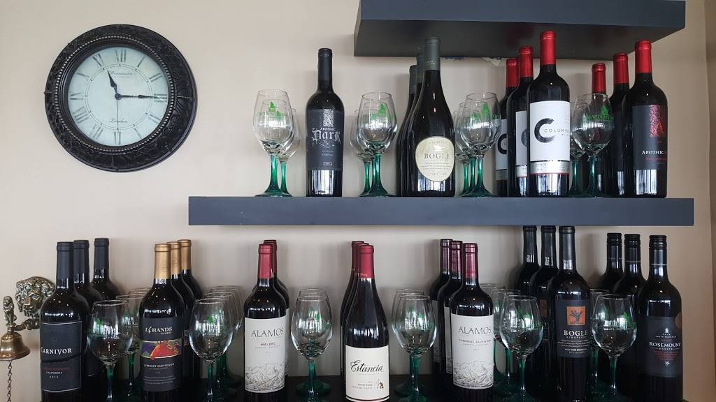 Marina Restaurant at Captains Cove | restaurant | 3323 Dock Ct, Greenbackville, VA 23356, USA | 7578243465 OR +1 757-824-3465