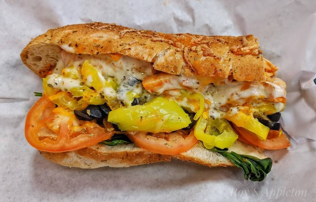 Subway | restaurant | Old Denton Center, 1001 E Hebron Pkwy Suite 100, Carrollton, TX 75010, USA | 9729390771 OR +1 972-939-0771