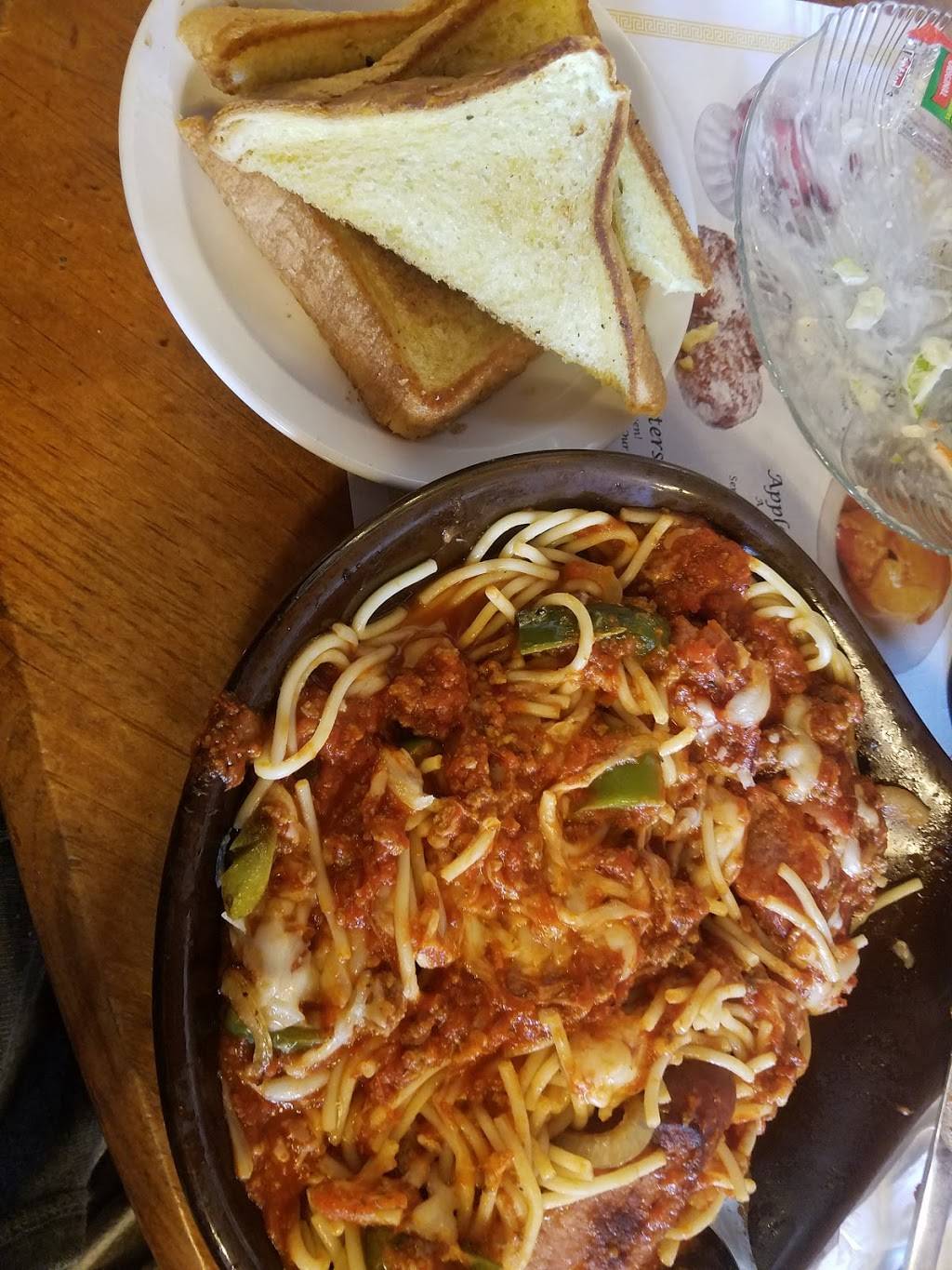 Dutch Pantry | restaurant | 1349 Highland Ave, Williamstown, WV 26187, USA | 3043757757 OR +1 304-375-7757