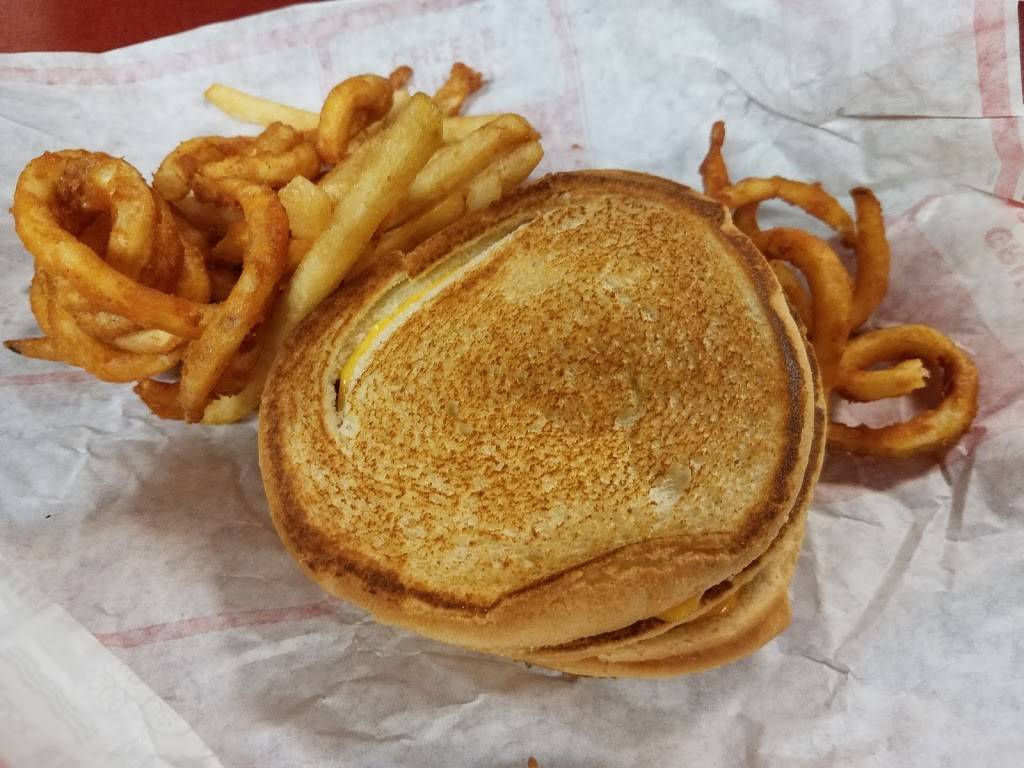 Jack in the Box | restaurant | 12444 NE Airport Way, Portland, OR 97230, USA | 5032531437 OR +1 503-253-1437