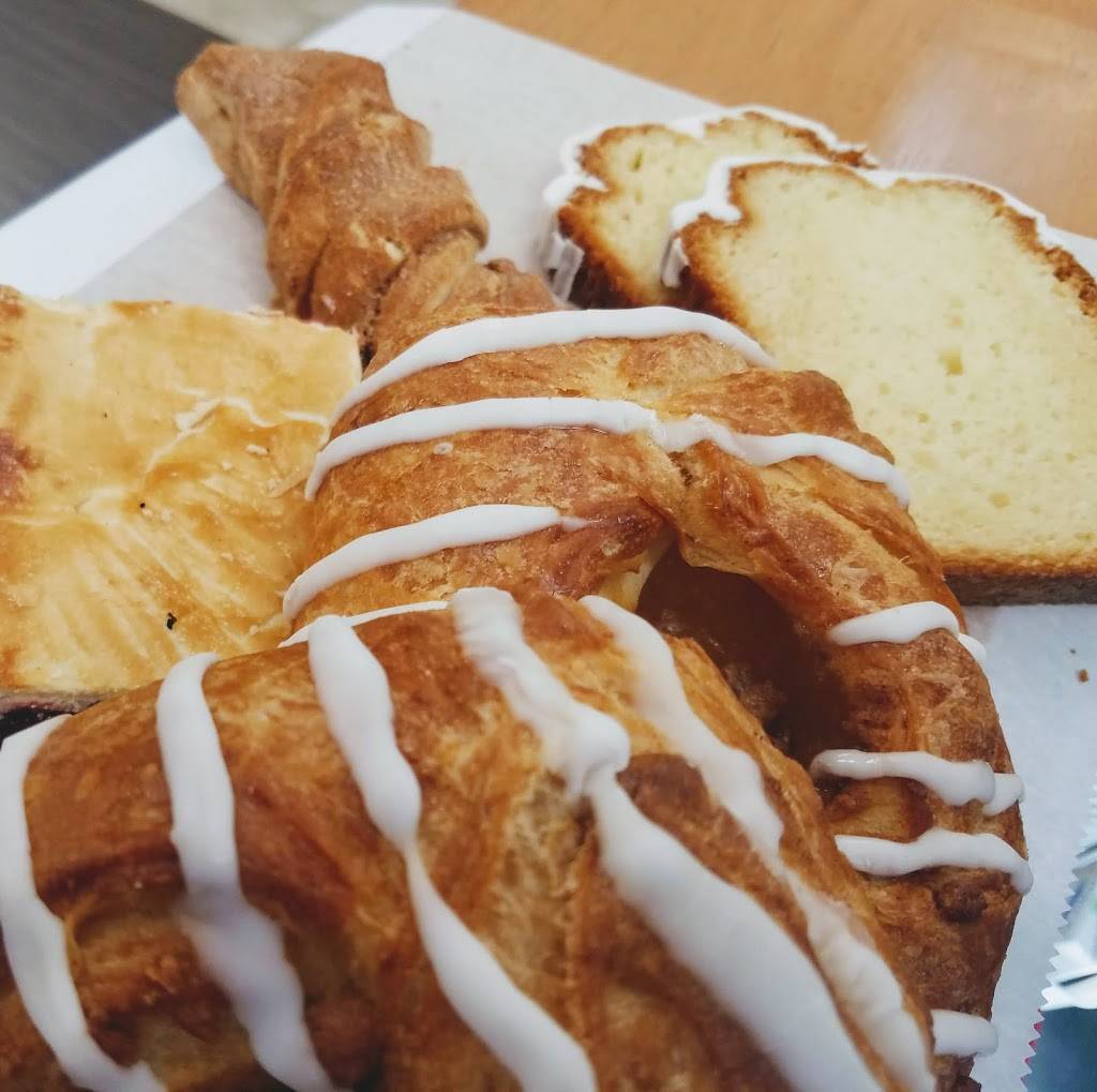 Village Cafe & Pizza | cafe | 3 Bassett Road, Berlin, MA 01503, USA | 9784150291 OR +1 978-415-0291