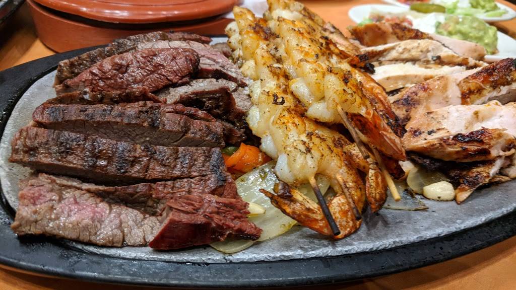 Loco Burro Fresh Mex Cantina | restaurant | 735 Parkway #1, Gatlinburg, TN 37738, USA | 8654305624 OR +1 865-430-5624