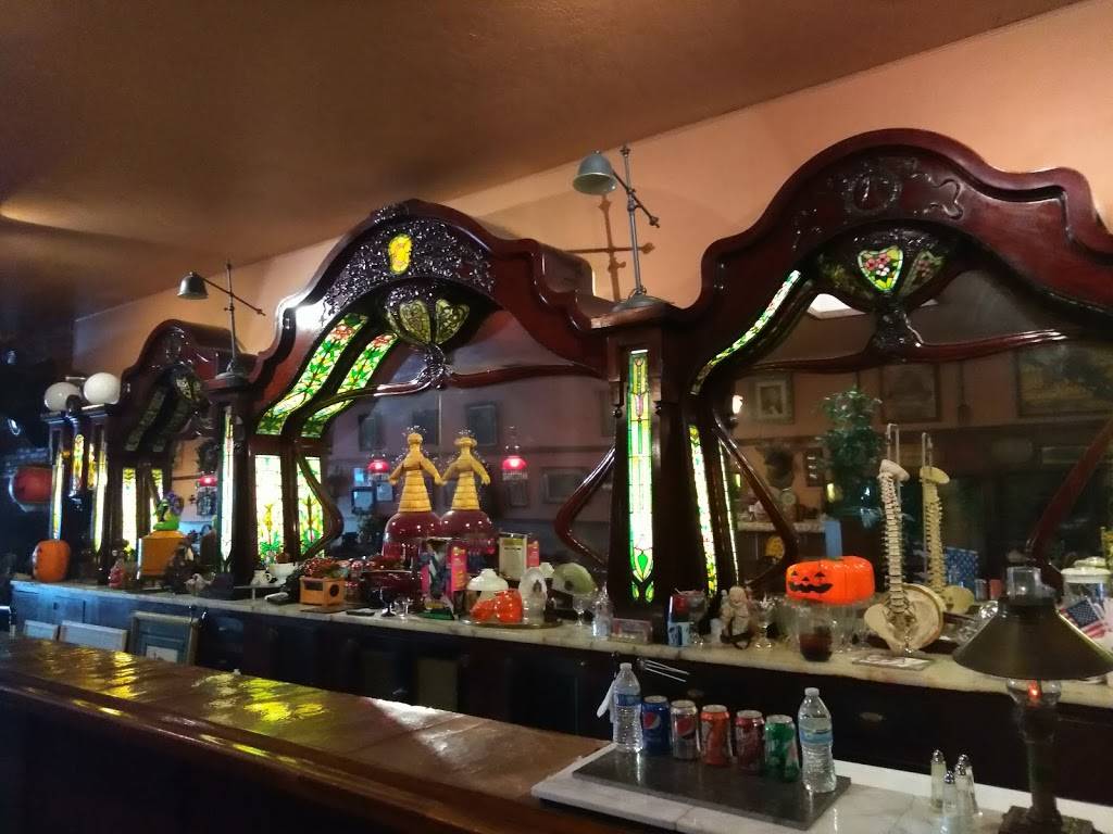 Poor Richards Pizza | restaurant | 205 N Main St, Porterville, CA 93257, USA | 5597844410 OR +1 559-784-4410