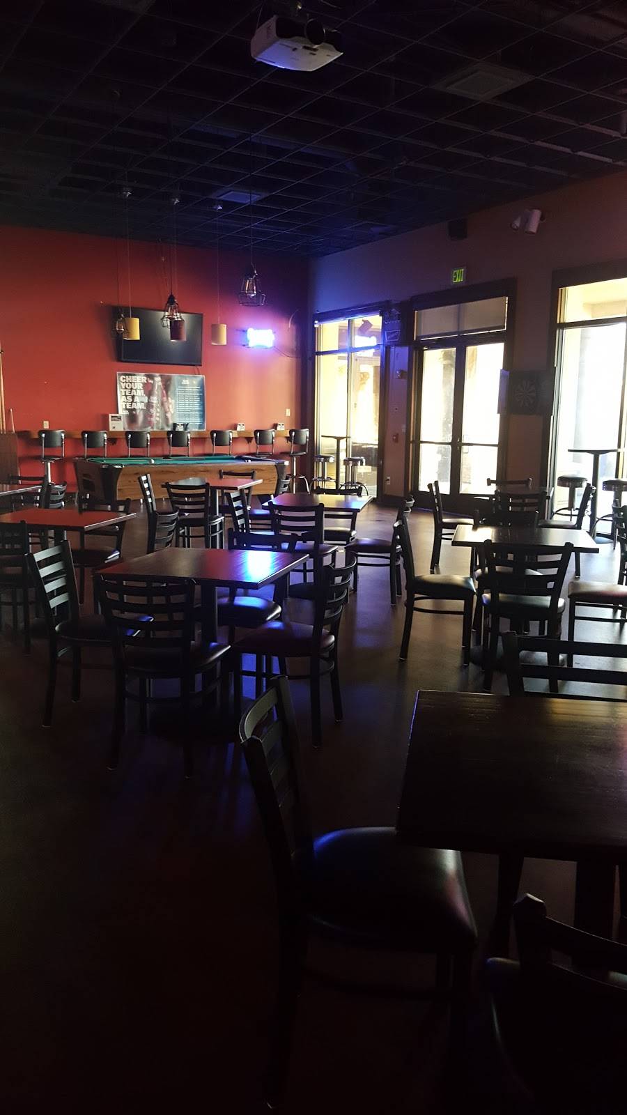 Delta Breeze Club | restaurant | 400 Scott St, Travis AFB, CA 94535, USA | 7074373711 OR +1 707-437-3711